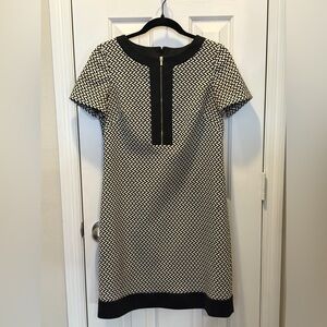 NWOT Tahari Size 6 Chic Black and White Patterned Dress